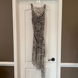 Guess hi-lo leopard dress with belt